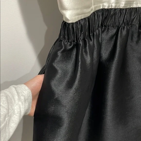 Kate Spade | Black and White Pleated Mini Dress - Picture 2 of 6